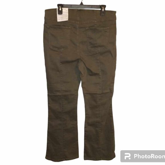 Westbound women's pants 16R  the seamed flare high rise  flare leg Green W-352 - Picture 2 of 4